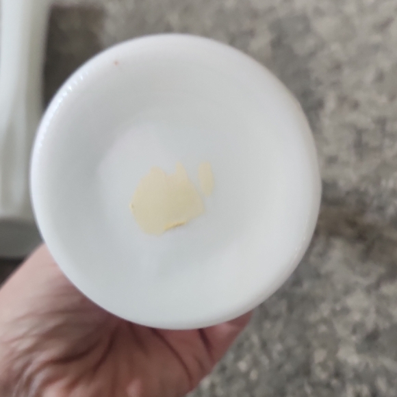 Vintage Milk Glass Vases - Picture 13 of 14